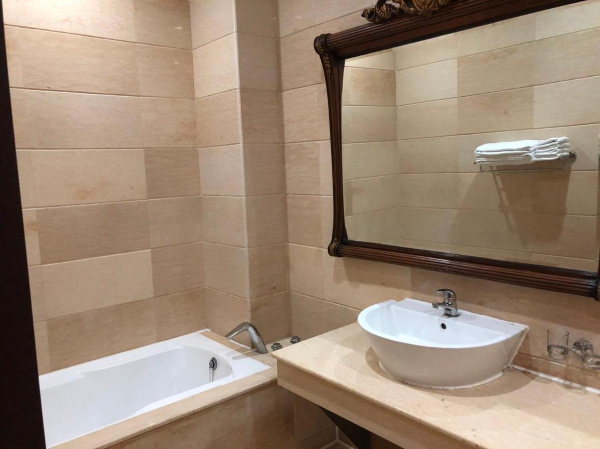 Royal Garden Motel - Chiayi Branch Екстериор снимка