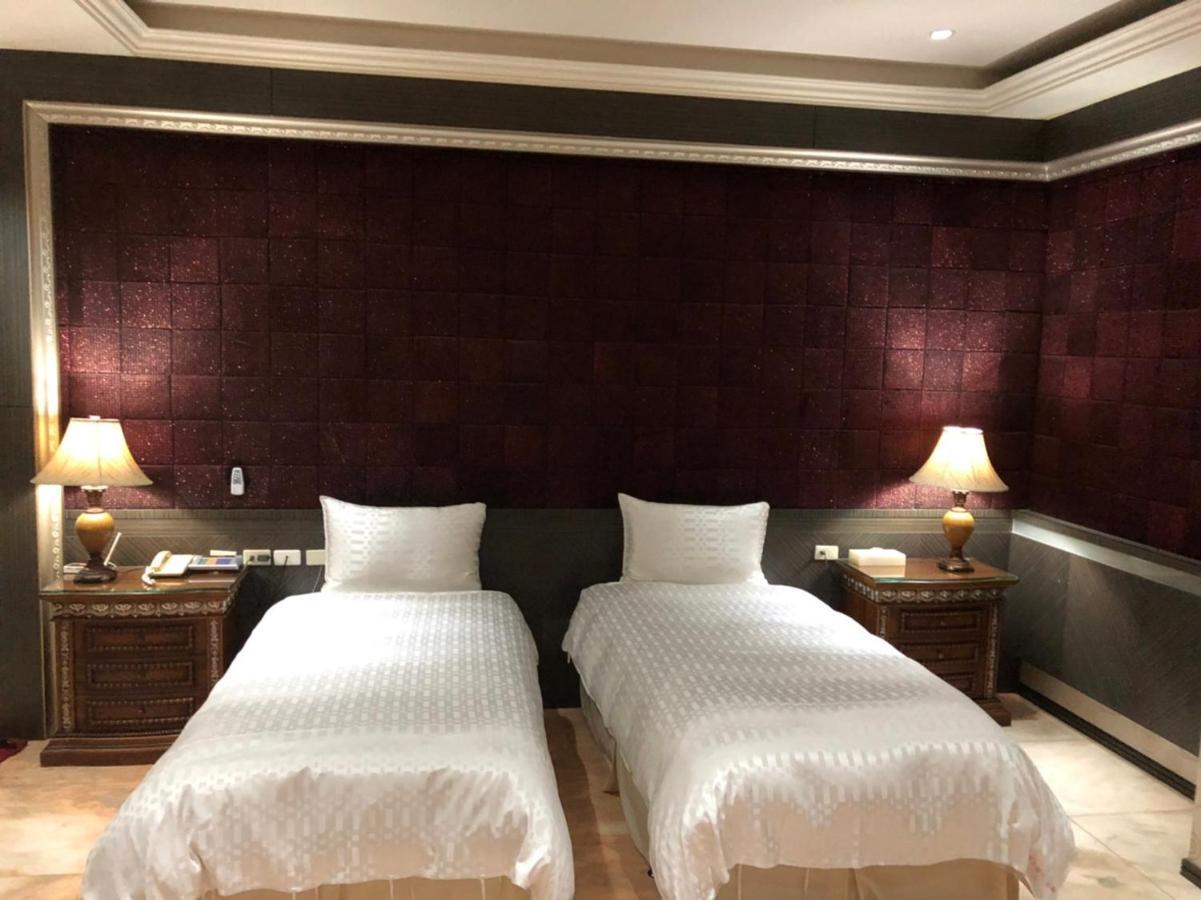 Royal Garden Motel - Chiayi Branch Екстериор снимка